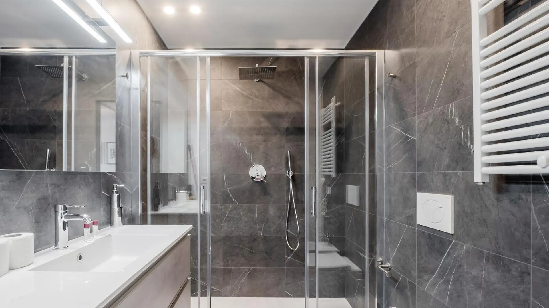 Apartament Porta Venezia - Modern Studio Near Corso Buenos! Mediolan