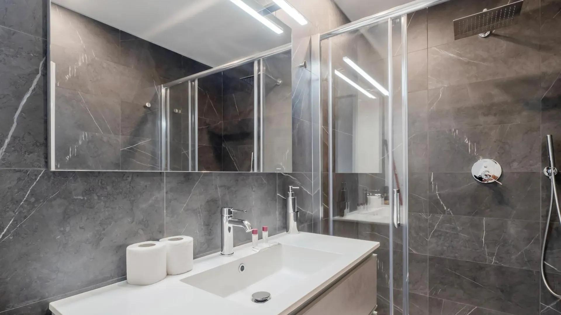 Porta Venezia - Modern Studio Near Corso Buenos! Milano 0*,  Italien